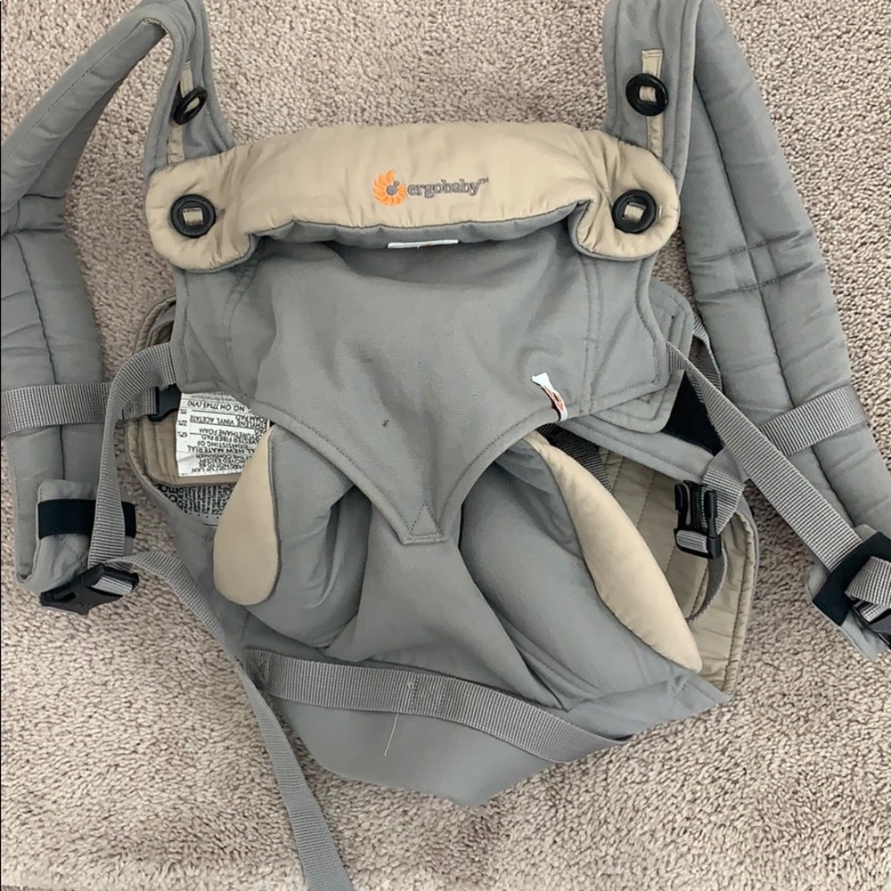 Ergo baby carrier